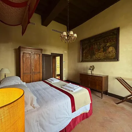 Castello Di מלון 3*