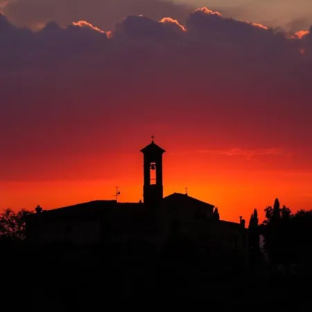 Castello Di Ξενοδοχείο 3*